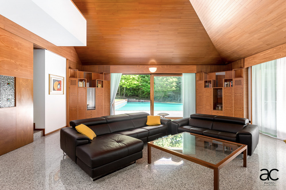 Interior before AI LightLab sunrise preset